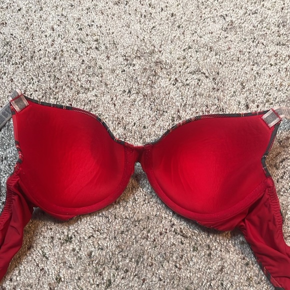 Victoria’s Secret Lightly Lined T-Shirt Red Plaid‎ Logo Strap Bra Size 32C - Picture 3 of 5